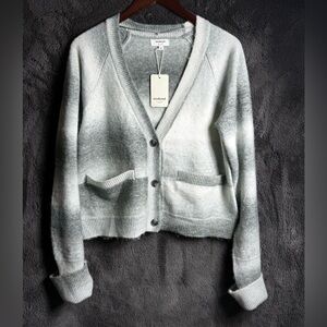 Weekend LA Relaxed Fit Button V-Neck Ombré Cardigan
